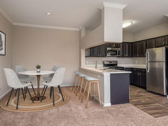 Apartment for rent in Naperville