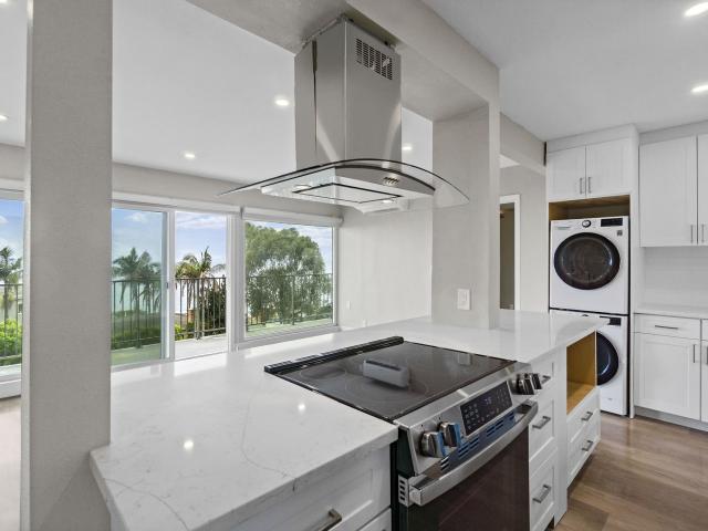 Apartment for rent in Laguna Beach, California