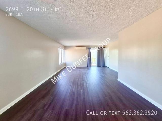 Apartment for rent in Signal Hill, California