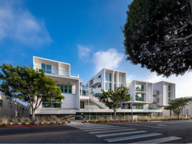 Apartment for rent in Santa Monica, California
