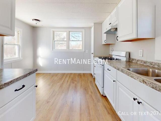 Apartment for rent in Corinth, Maine