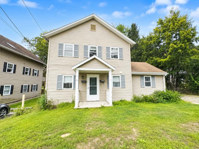 Apartment for rent in Thomaston, Connecticut