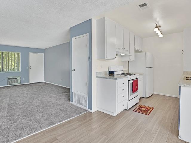 Apartment for rent in Riverside, California
