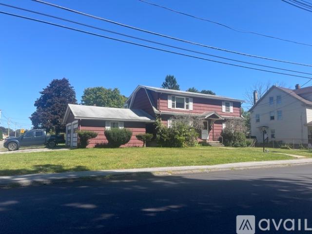 Apartment for rent in Webster, Massachusetts