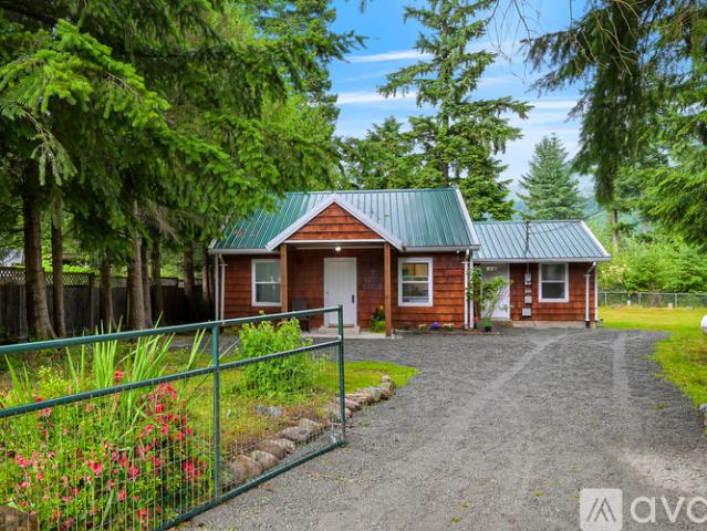 Apartment for rent in Deming, Washington