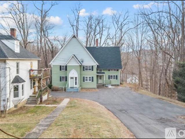 Apartment for rent in Canton, Connecticut