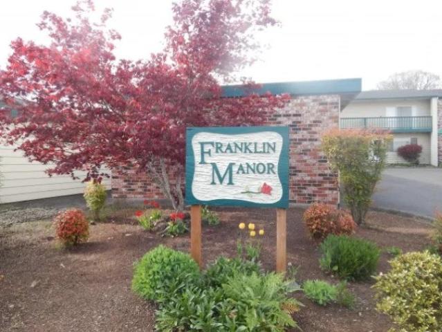 Apartment for rent in Graystone Estate, Saint Helens