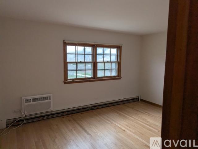 Apartment for rent in Brookfield