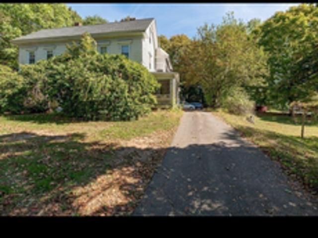 Apartment for rent in Wenham, Massachusetts
