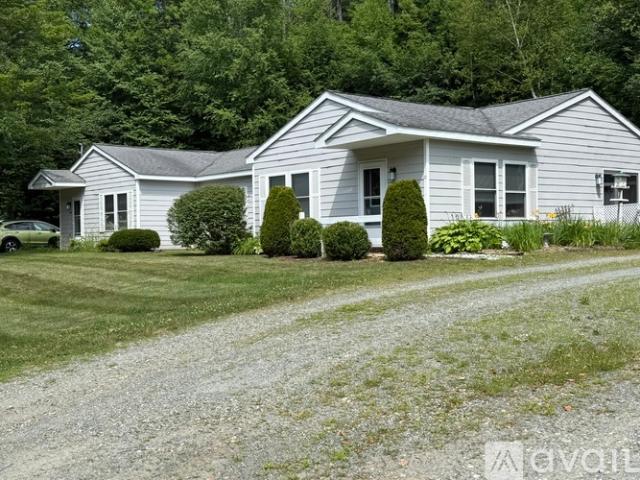 Apartment for rent in Hartland, Windsor County