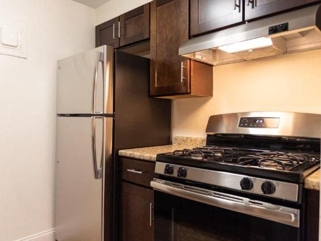 Apartment for rent in Beverly