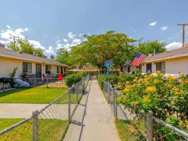 Apartment for rent in Pearblossom, Los Angeles County