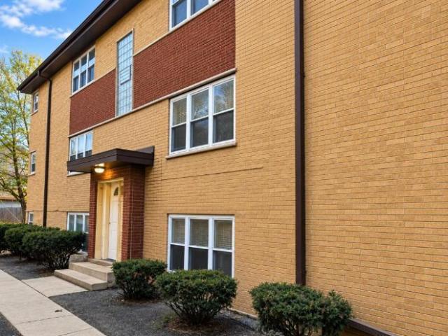Apartment for rent in Blue Island, Illinois