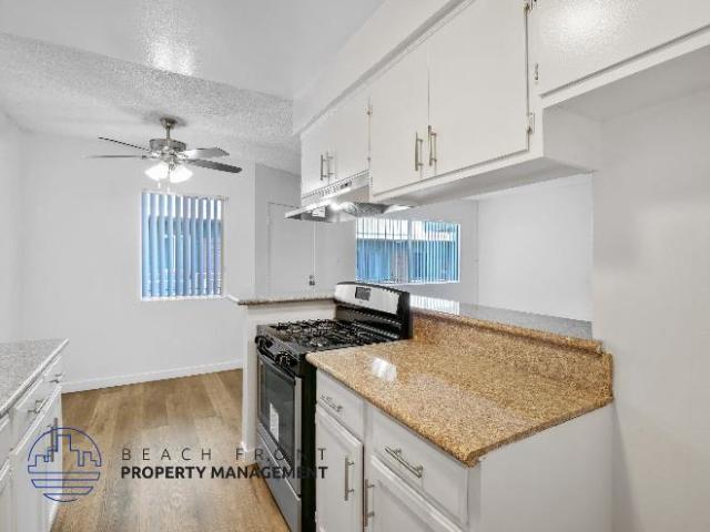 Apartment for rent in Long Beach, California