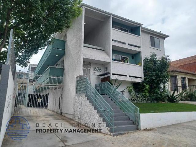 Apartment for rent in Canoga Park, California