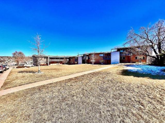 Apartment for rent in Lakewood, Colorado