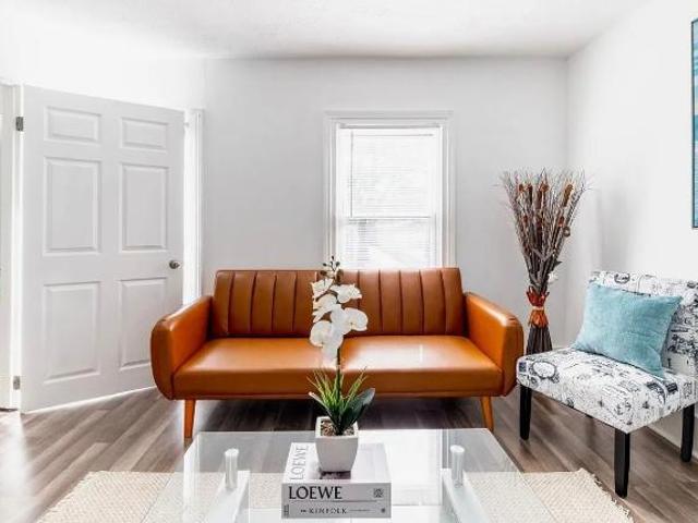 Apartment for rent in Detroit - Shoreway, Cleveland