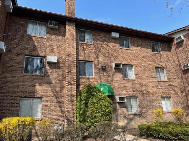 Apartment for rent in Woodridge, Illinois