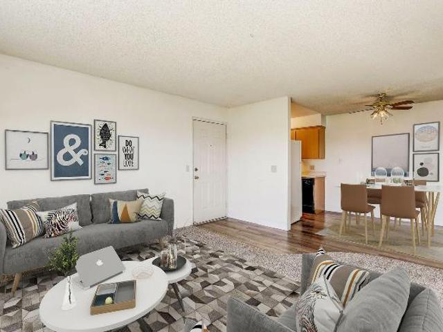 Apartment for rent in Mather, California