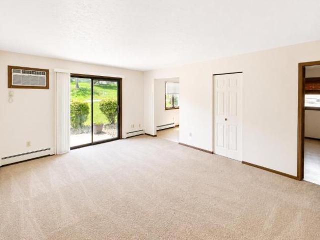 Apartment for rent in Canfield, Ohio