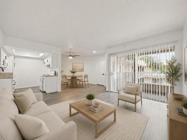 Apartment for rent in Long Beach, California