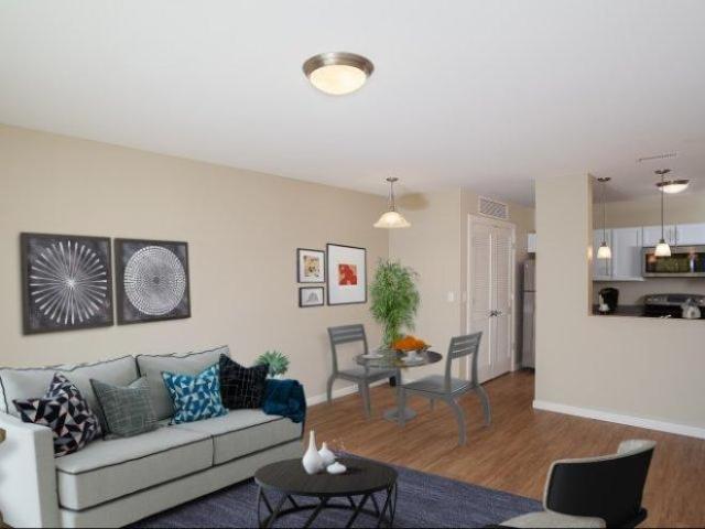 Apartment for rent in Beverly