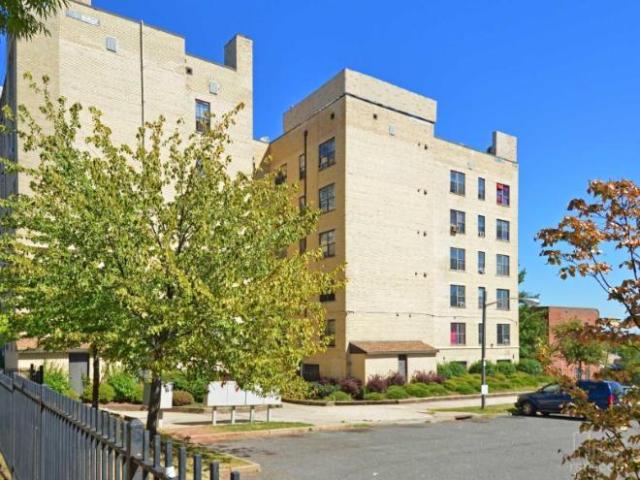 Condo for rent in Newark, New Jersey