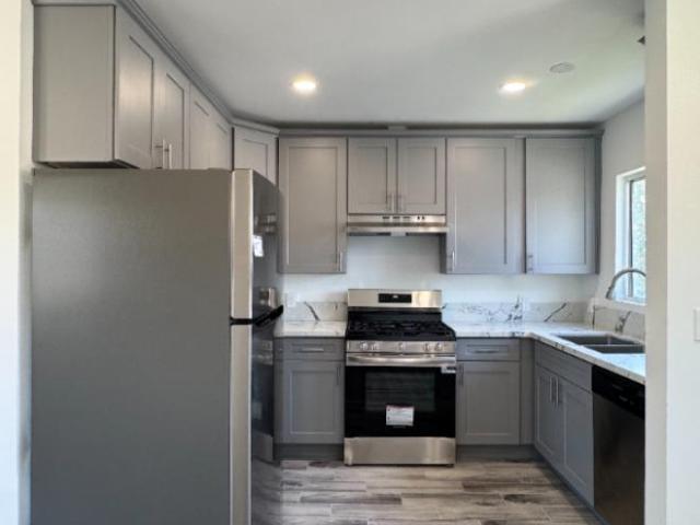 Condo for rent in Sherman Oaks Neighborhood Council District, Canoga Park