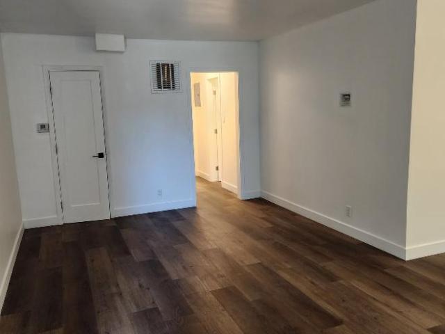 Condo for rent in Canoga Park, California