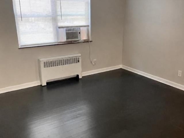 Condo for rent in Roselawn, Ohio
