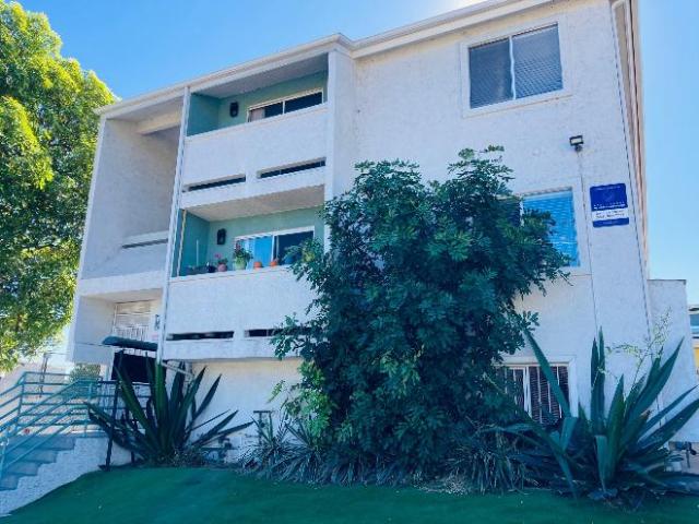 Condo for rent in Canoga Park, California