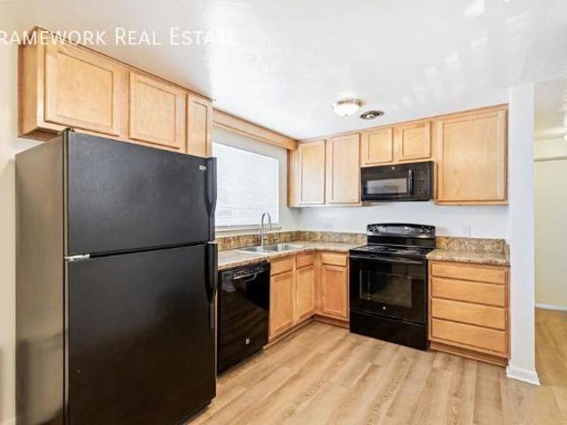 Condo for rent in Lakewood, Colorado