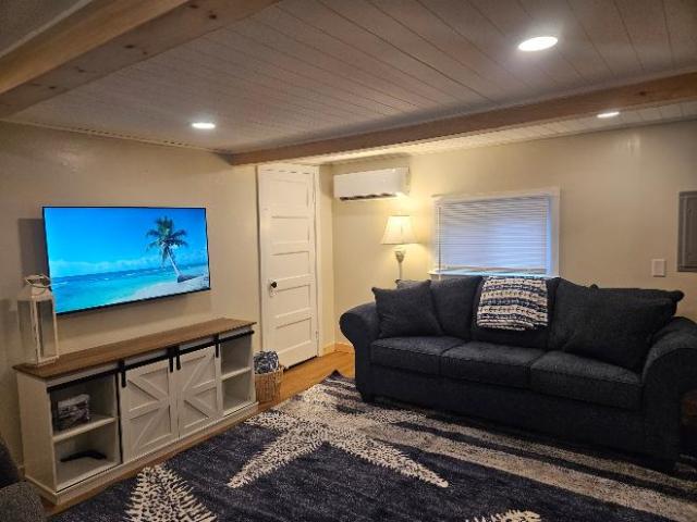 Condo for rent in Maine
