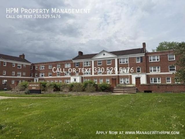 Condo for rent in Shaker Heights, Ohio