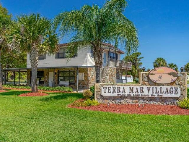 Condo for rent in Edgewater, Florida