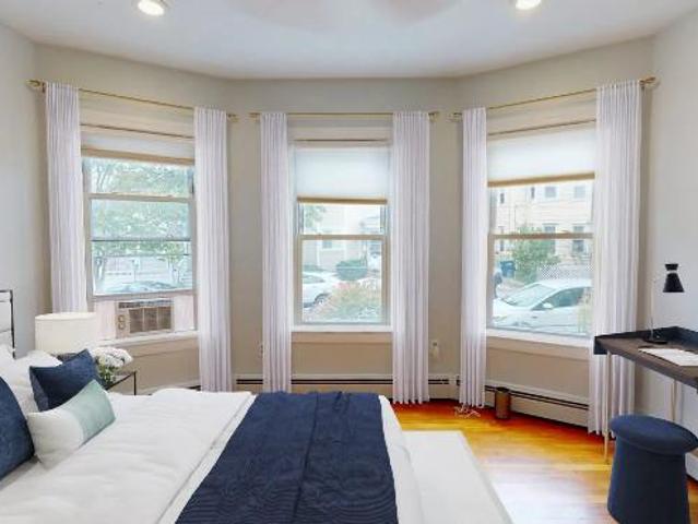 Condo for rent in Somerville, Massachusetts