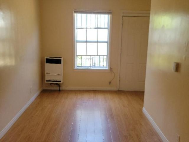 Condo for rent in Canoga Park, California