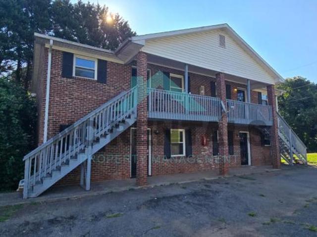 Condo for rent in Pfafftown, North Carolina