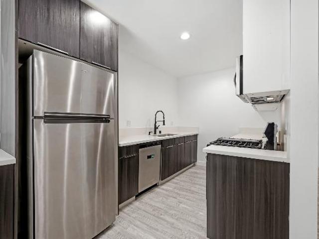 Condo for rent in Canoga Park, California