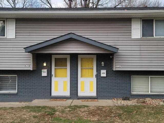 Condo for rent in Edwards, Illinois
