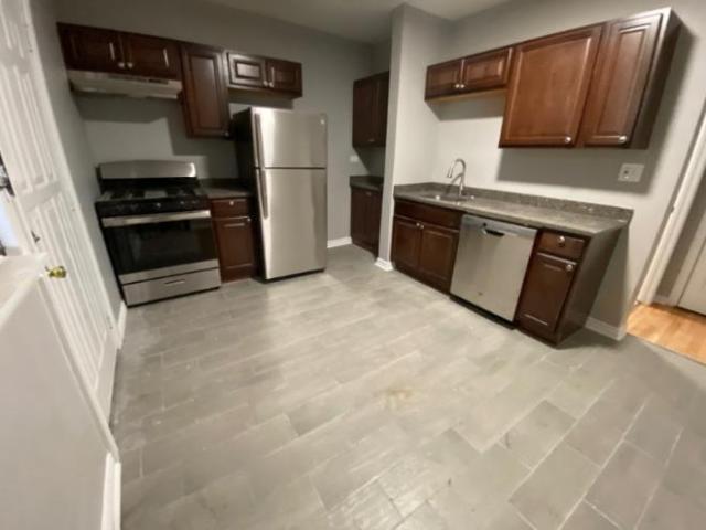 Condo for rent in Chicago Park, Illinois