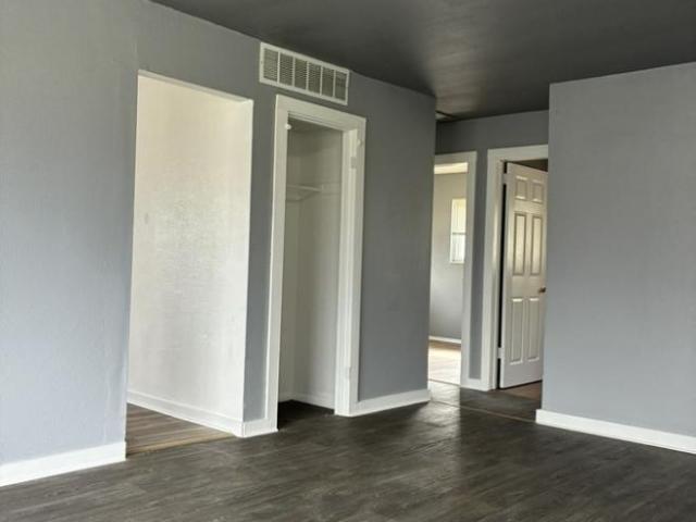 Condo for rent in Lucas, Ohio