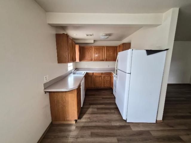Condo for rent in Granger, Washington