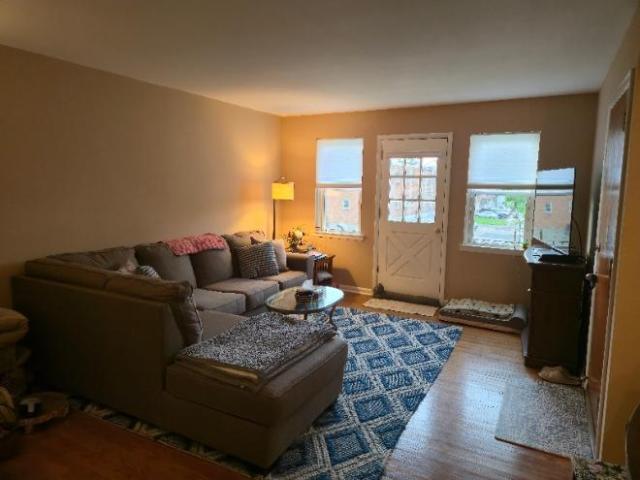 Condo for rent in Clifton Heights