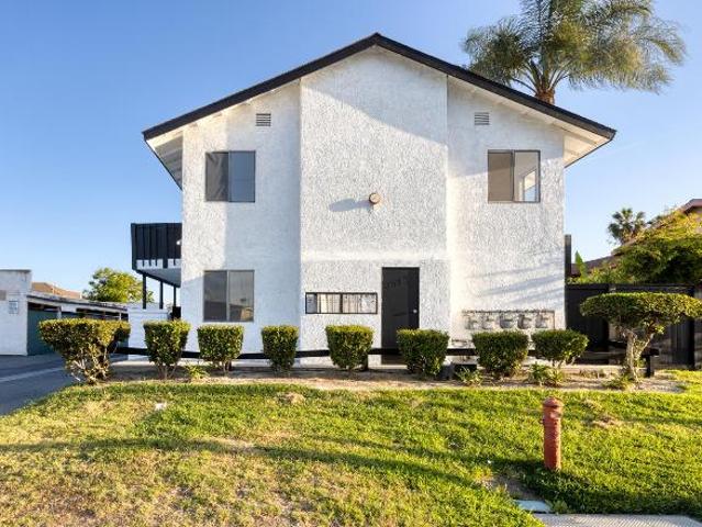 Condo for rent in Fullerton