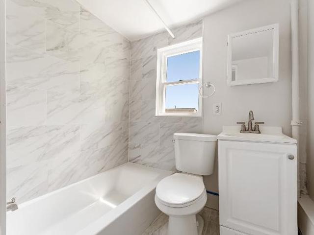 Condo for rent in Perth Amboy, New Jersey