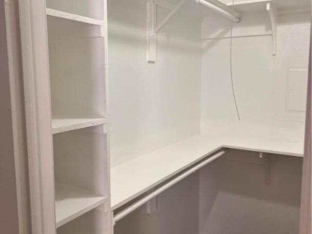 Condo for rent in Crosby