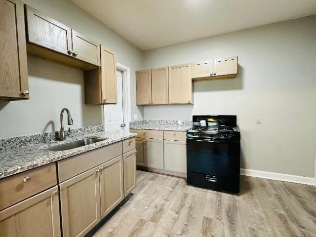 Condo for rent in Chicago Park, Illinois