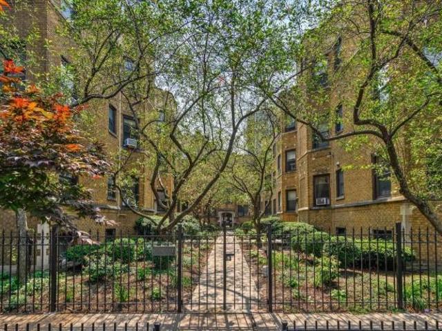 Condo for rent in Chicago Park, Illinois