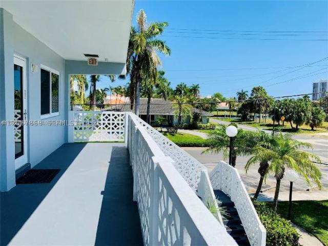 Condo for rent in Hallandale, Florida